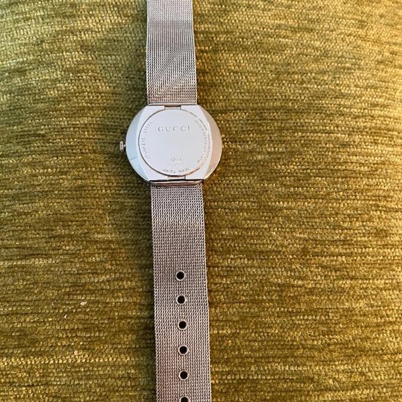 Gucci Women\'s YA129407 U-Play Stainless Steel Watch main image 5